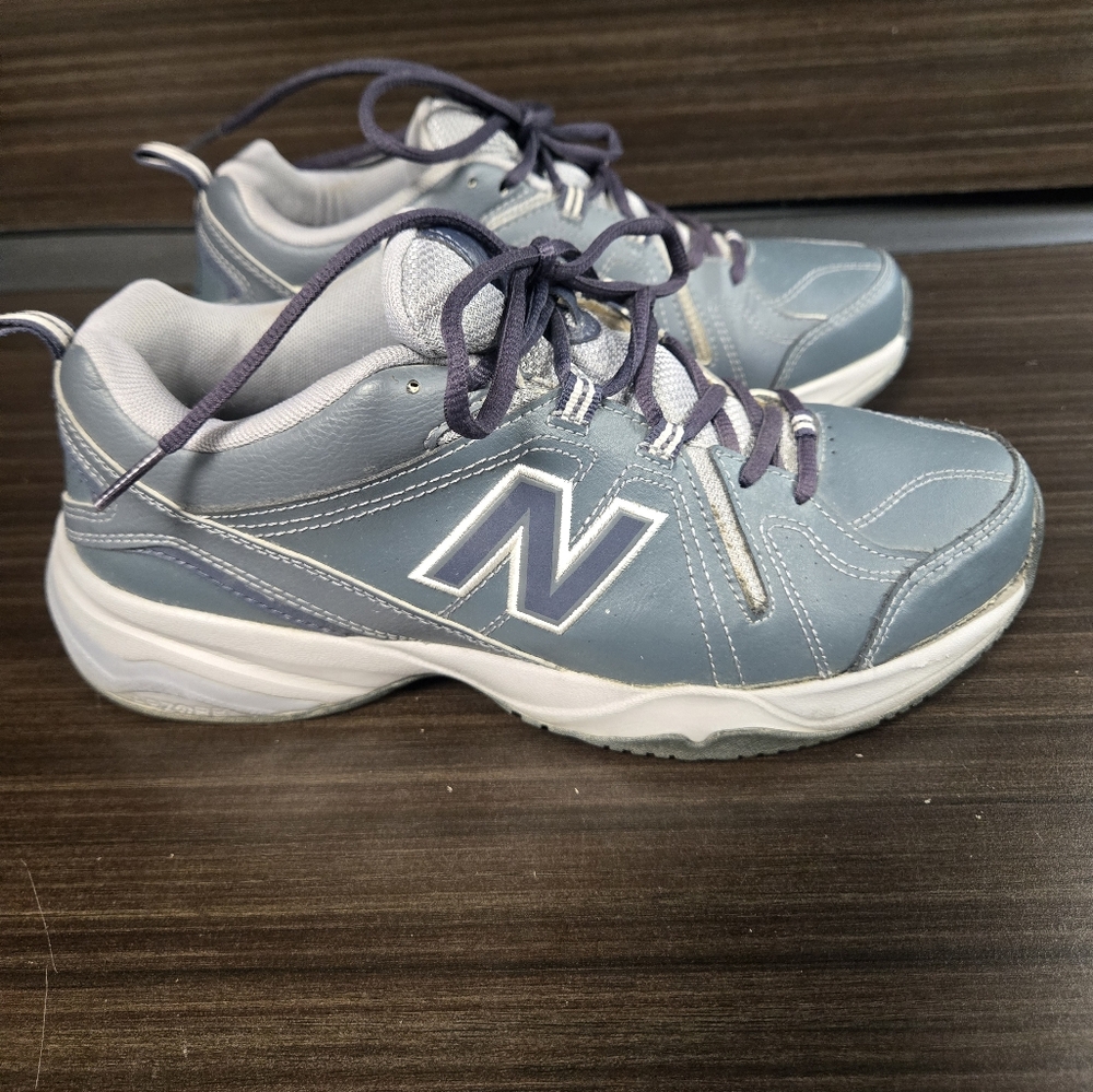 New Balance 608v4 Sneakers Size 8 Standard Wide